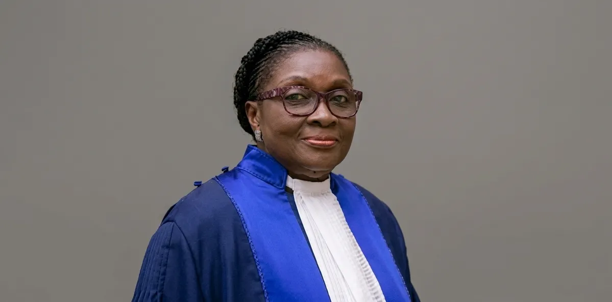 Reine Alapini-Gansou
