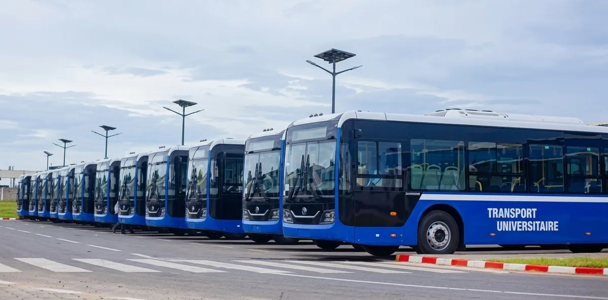 bus universitaires